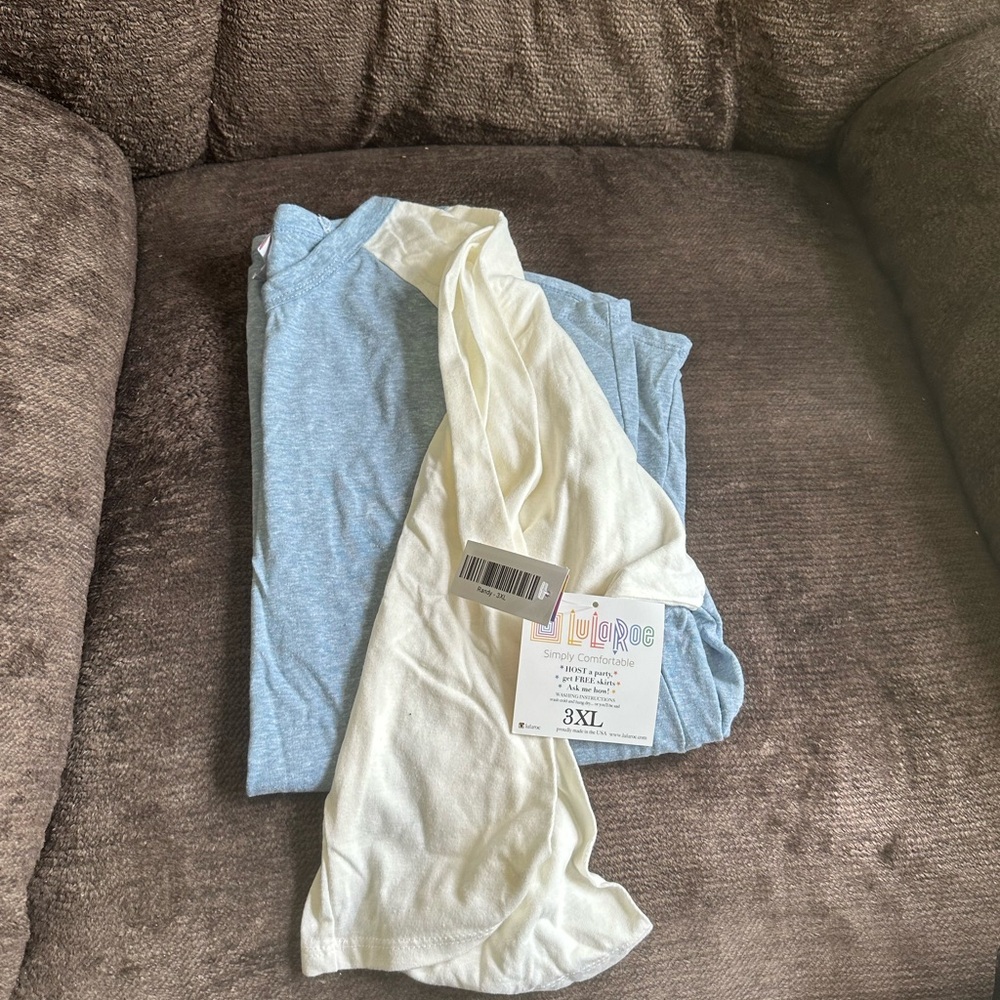 Lularoe 3XL Randy tee NWT